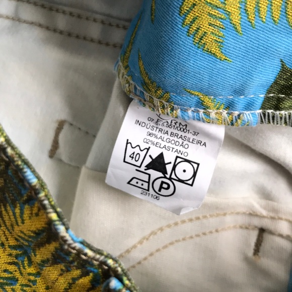 FARM BEAUTIFUL JEAN LIKE FABRIC SKIRT - Picture 5 of 6